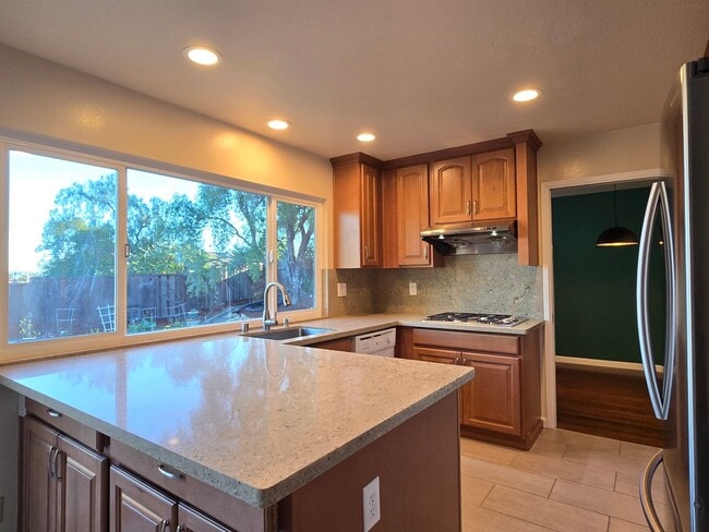 Photo - Spacious Tri-Level Home, 11.5kW Solar, 30kW Backup Batteries, Car Charger, A/C, Remodeled Inside ...