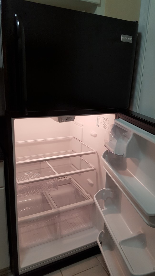 Photo - 2025 Woodmont Blvd Unidad 110