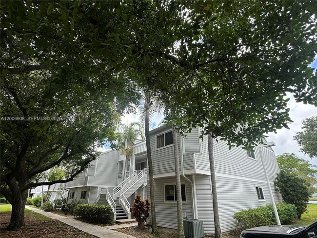 Photo - 3461 NW 44th St Unidad 206