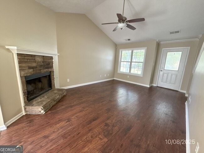 Photo - 124 Waters Edge Dr