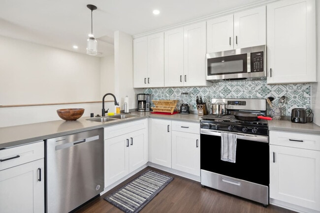 Photo - 721 E 22nd St Unidad ID1283117P