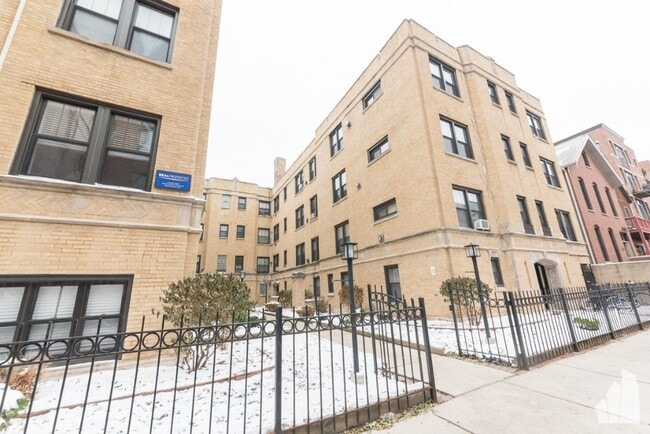 Building Photo - 2840 N Orchard St Unit 2846-45