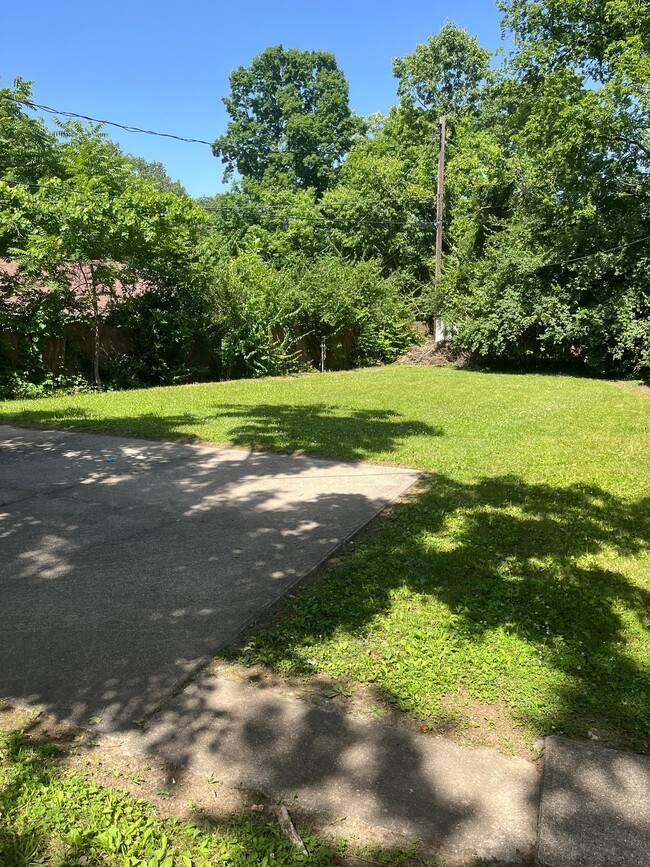 Photo - 215 Marlay Rd