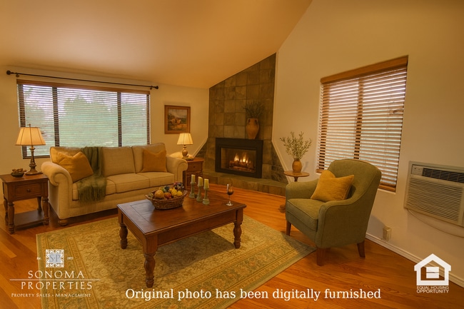 Photo - 3+ Bedroom / 2 Bathroom Home with Sunroom & Beautiful Views