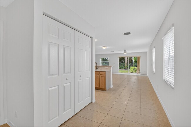Photo - 16206 Sierra Palms Dr