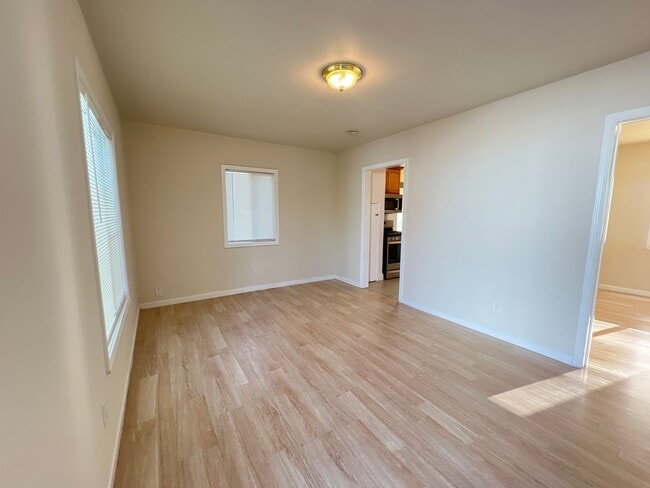 Photo - 1st Month's Rent is FREE!!! Conveniently Located Newly Remodeled 1 Bed/ 1 Bath Duplex for Rent In... Unit 1462