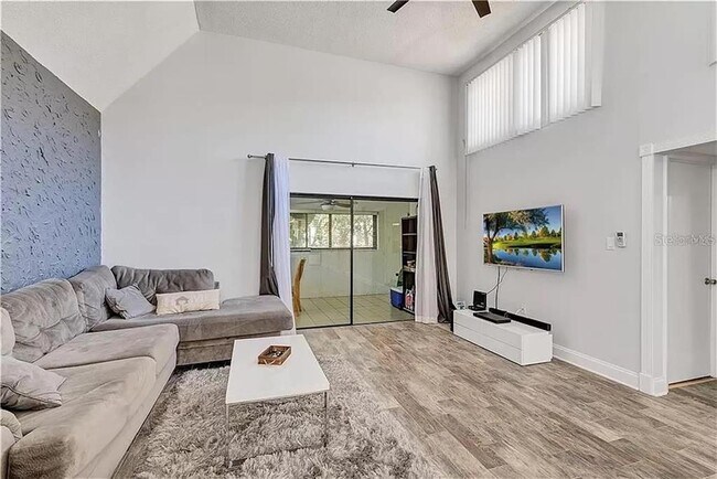 5818 Windhover Dr Unit 5818