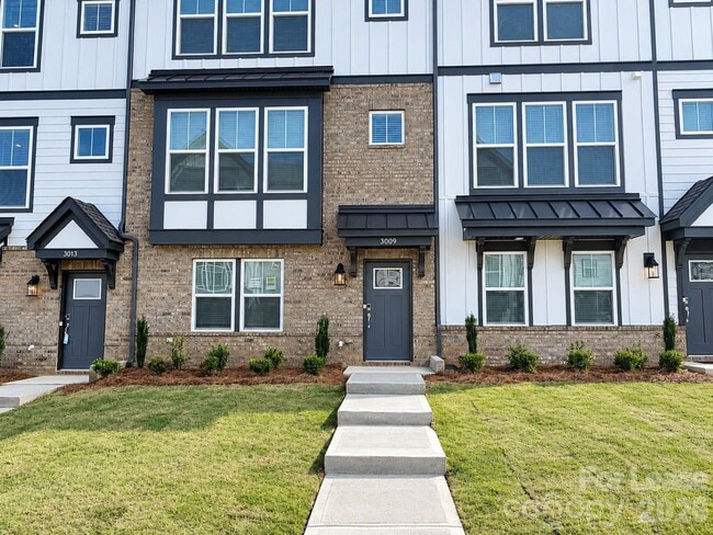 Photo - 3009 Rexton Ln