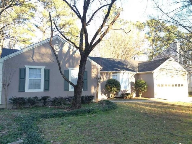 Building Photo - 11175 Abbotts Station Dr