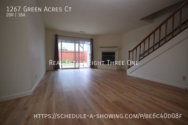 1267 Green Acres Ct