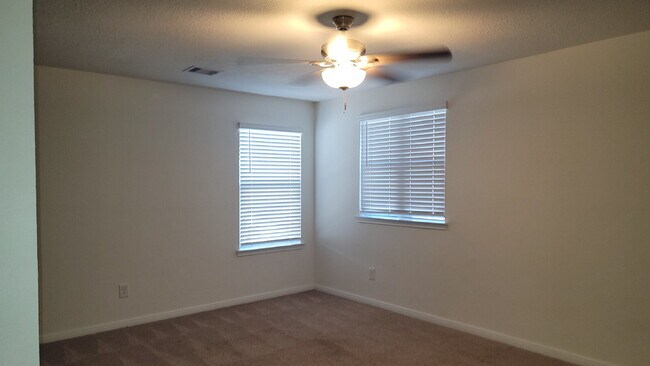 Photo - 4811 Ranleagh Ct