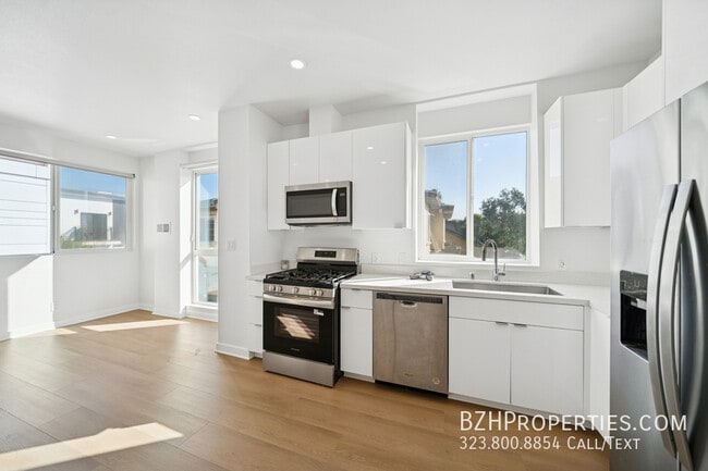 Photo - 4525 St Elmo Dr Unidad 4523A