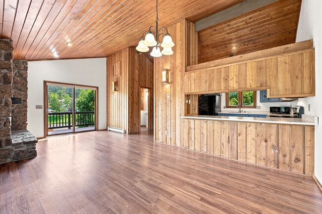 Photo - 28248 Harebell Ln