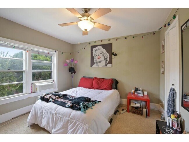 Photo - 1270 W Seminary Ave Unit #2