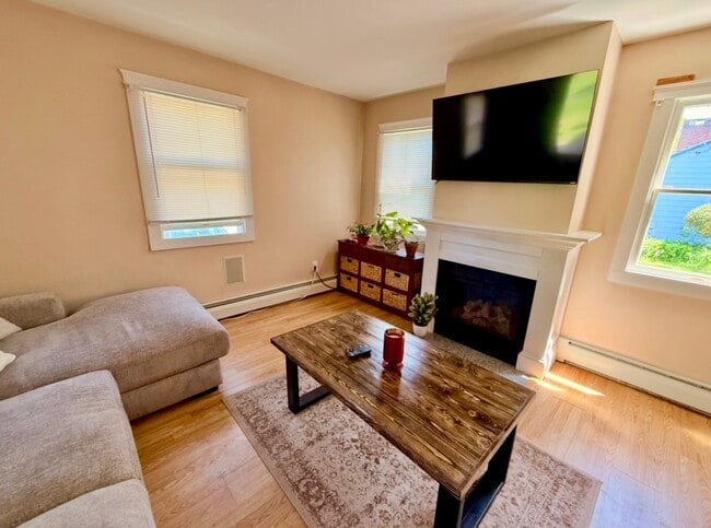 Photo - 31 Peachtree Rd