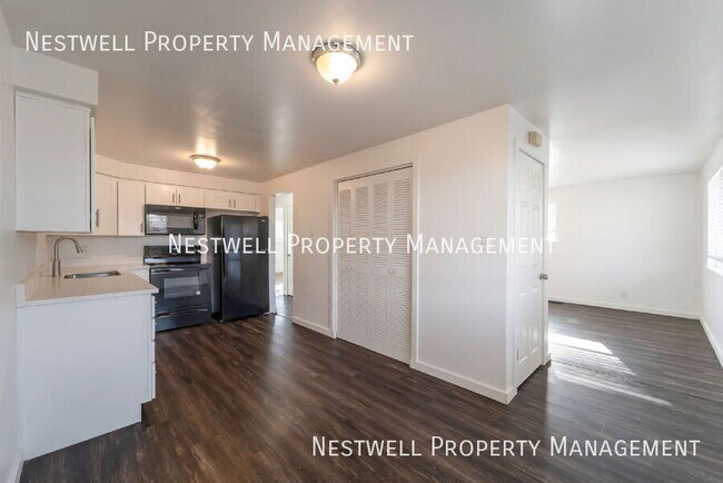 Photo - 346 3360 S Unit 2