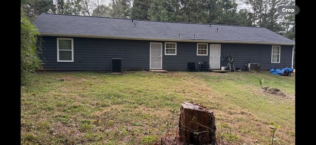 Photo - 6128 Green Acres Dr SW