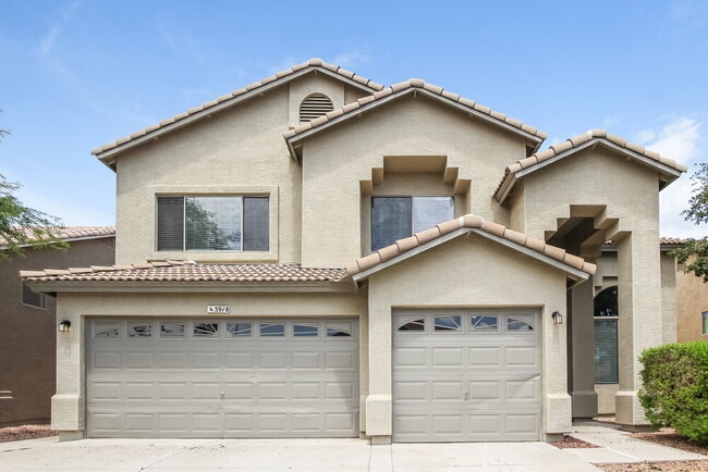 Building Photo - 3918 Escuda Dr