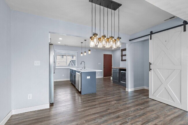 Photo - Beachside Living with Beautiful Water Views Unidad #B