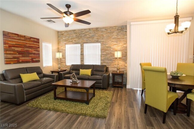 Building Photo - 7660 W Eldorado Ln Unit 224 Rental