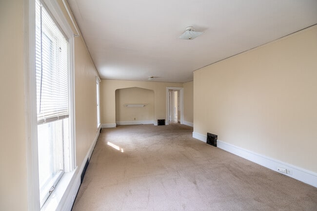 Photo - 541 Bowen St Unidad 541 A