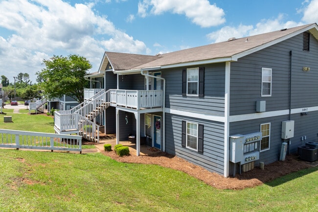 Welcome to our well-maintained apartment community with attractive exteriors and mature landscaping, professionally operated by Highlands Vista Group.