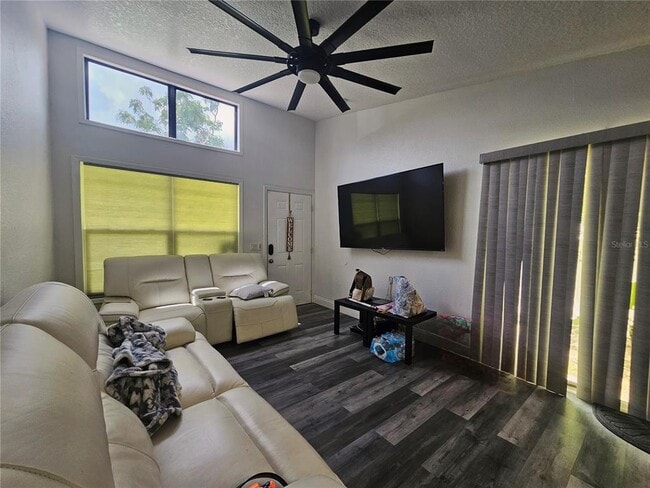 Photo - 2955 Sun Pointe Ct