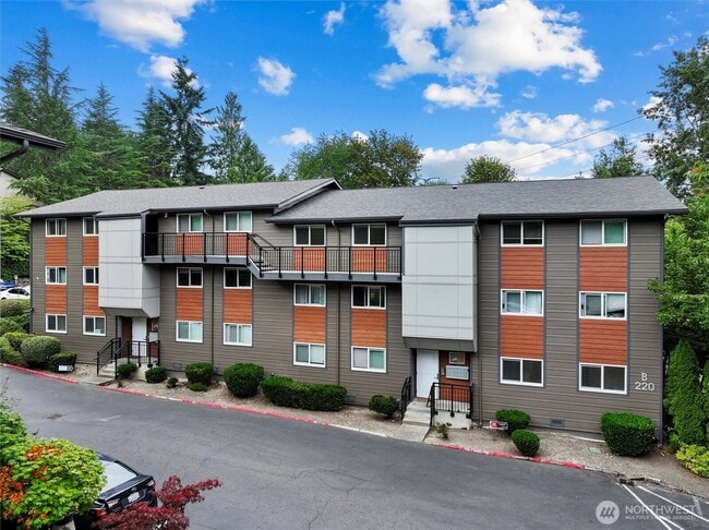 Building Photo - 220 SW Clark St Unit B304 Rental