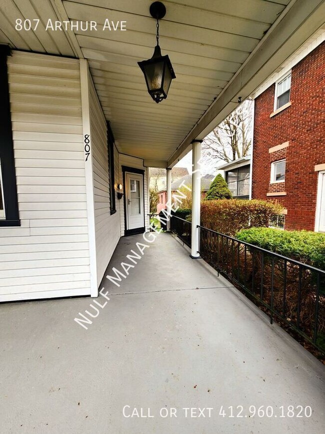 Photo - 807 Arthur Ave