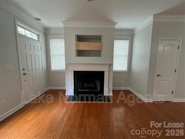 Photo - 9905 Ansonborough Square