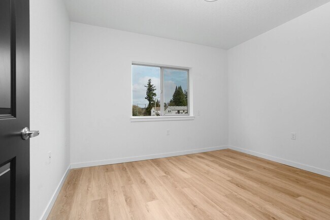 Riddell Apartments