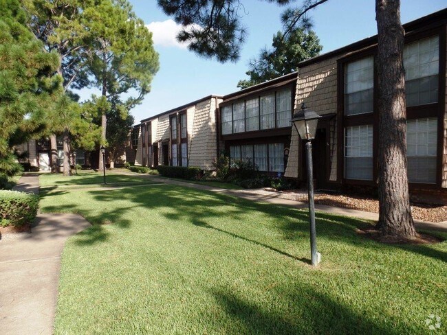 Building Photo - 10138 Beekman Pl Dr Rental