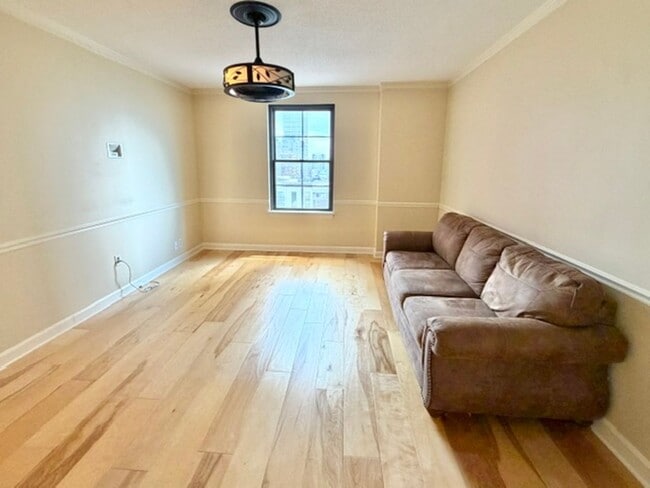 Photo - MainStreet109N Unit 1