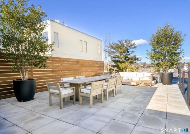 Building Photo - 116 Sherman St Unit 1