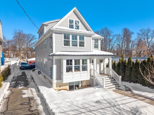 Photo - 96 Watchung Ave