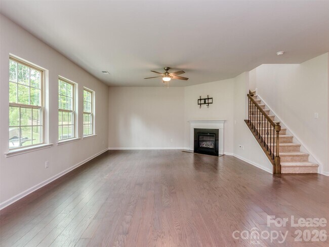 Photo - 2118 Killian Creek Dr