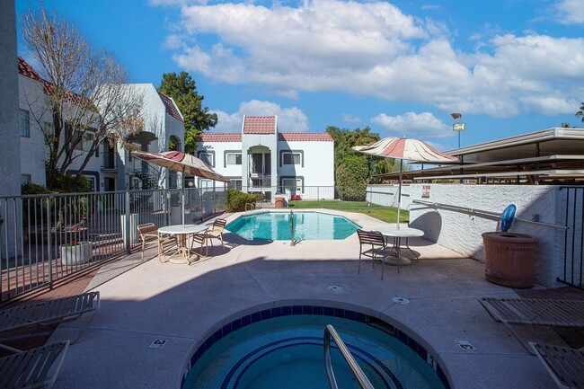 Building Photo - University Park Rental