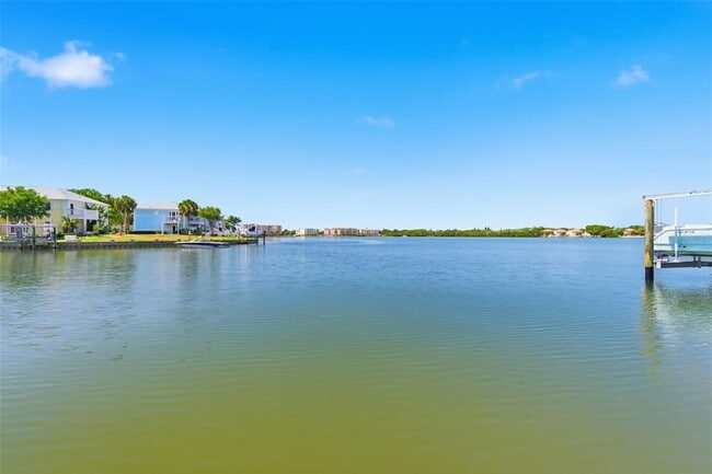 Photo - 4805 Cobia Dr SE Unit D Furnished