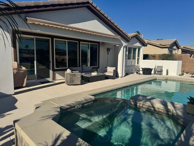 61722 Topaz Dr