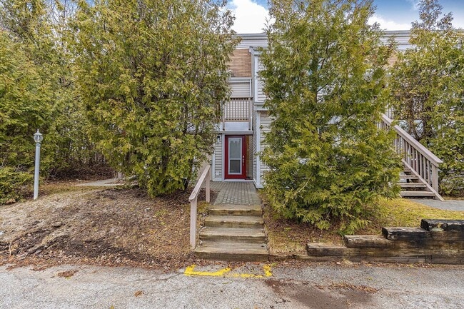 Photo - 49 Trott Blvd