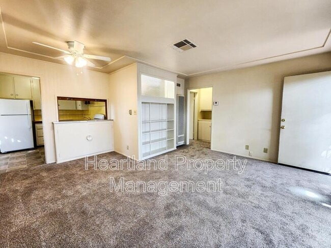 Photo - 5127 Wilson St
