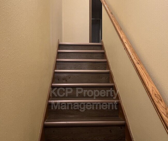 Photo - 3210 Phoenix Ave