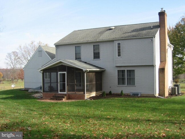 Building Photo - 2109 S Childs Rd