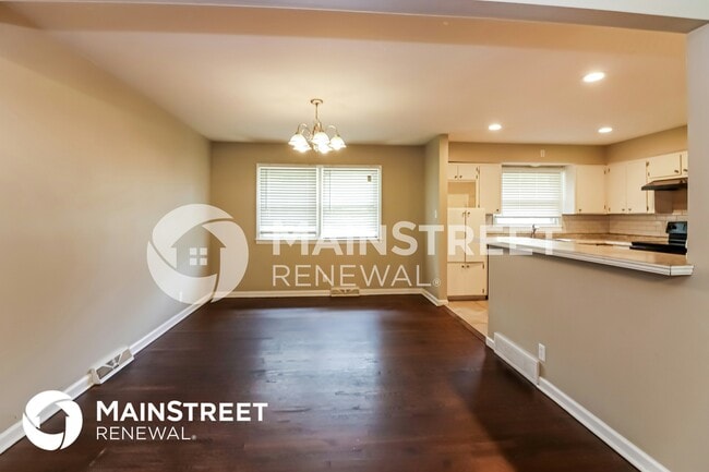 Photo - 7200 Willow Ave