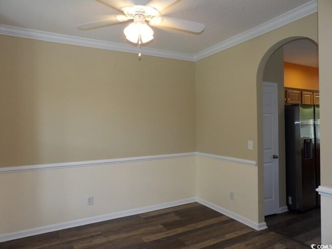 Photo - 185 Fulbourn Pl