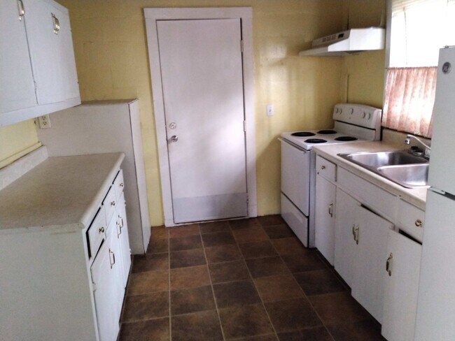 Photo - Cabin in Bonifay