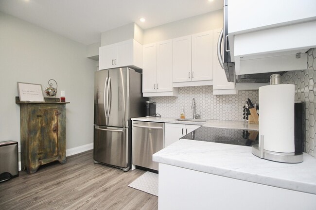 Building Photo - 38 Bruyère St Unit 2