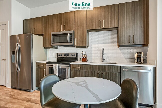 Photo - 675 North Highland Avenue Northeast Unidad 445.306485