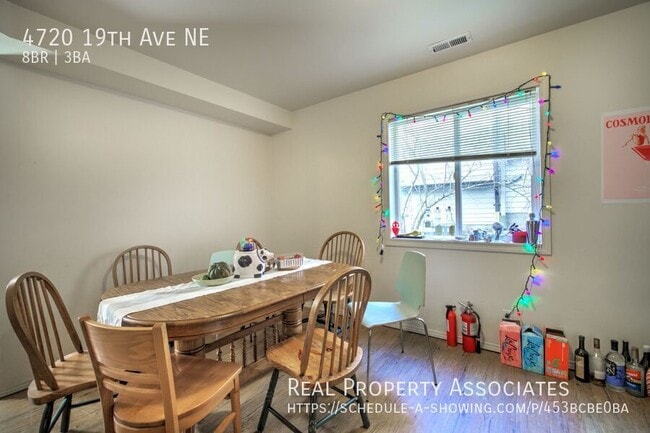 Photo - 4720 19th Ave NE