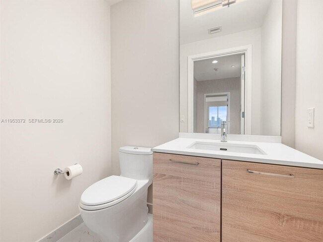 Photo - 16385 Biscayne Blvd Unit PH8